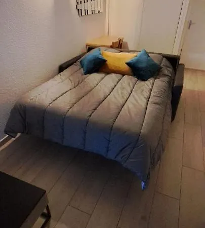 Le Cap D'agde, Beija Flor, Tres Proche Village Naturiste, 2 Mn A Pied, Un Coin De Detente Dans La Pinede, Wifi Gratuit Lägenhet *